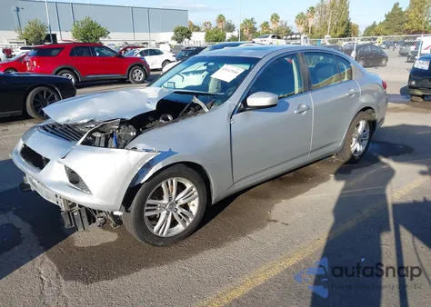 2013 Infiniti G37X из США, поврежденный, VIN JN1CV6AR0DM353385